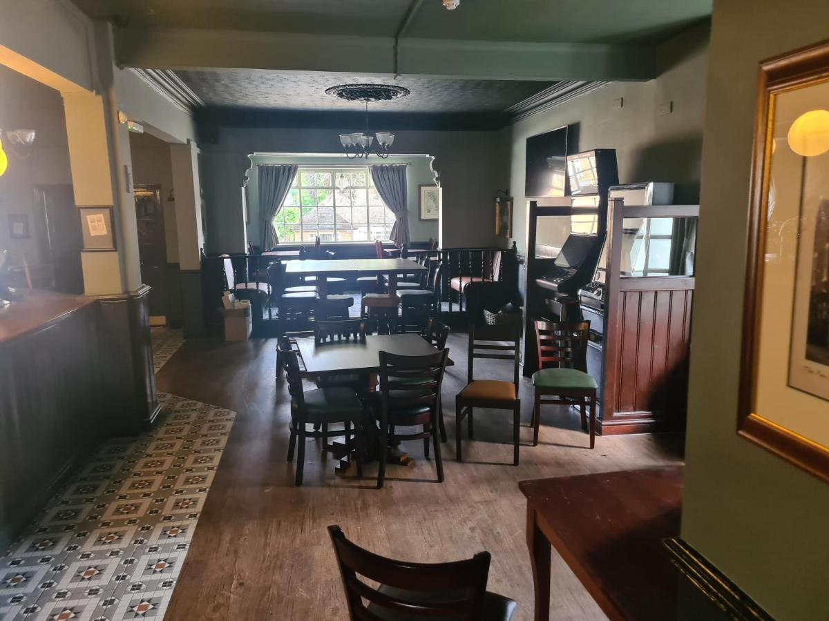 Inn Hen House